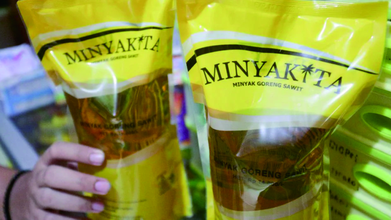 Minyak Goreng Minyakita dalam Progam Sembako Murah Jepara